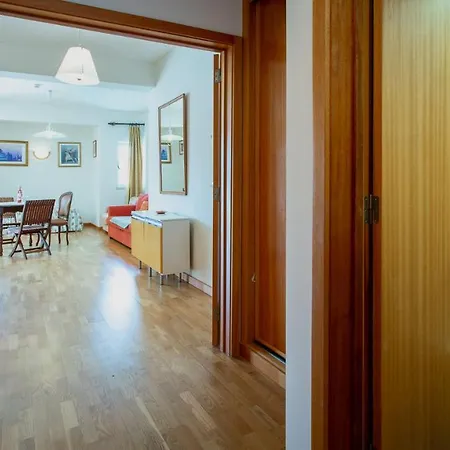 Apartamento Marina 1Bdr Apartment W/ Private Parking & Pool By Lovelystay *